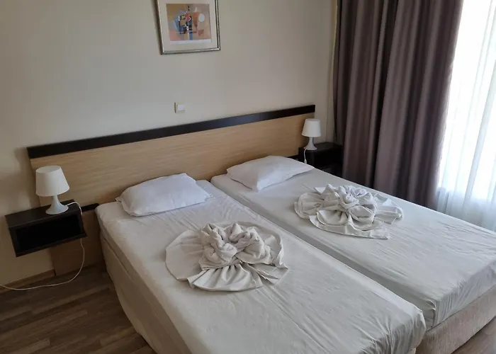 Aparthotel - With A Large Terrace And Direct Access To The Sea *